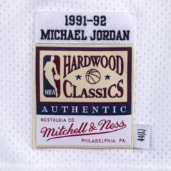 Jerseys Mitchell & Ness -Authentic Jersey Chicago Bulls 1991-92 Michael Jordan