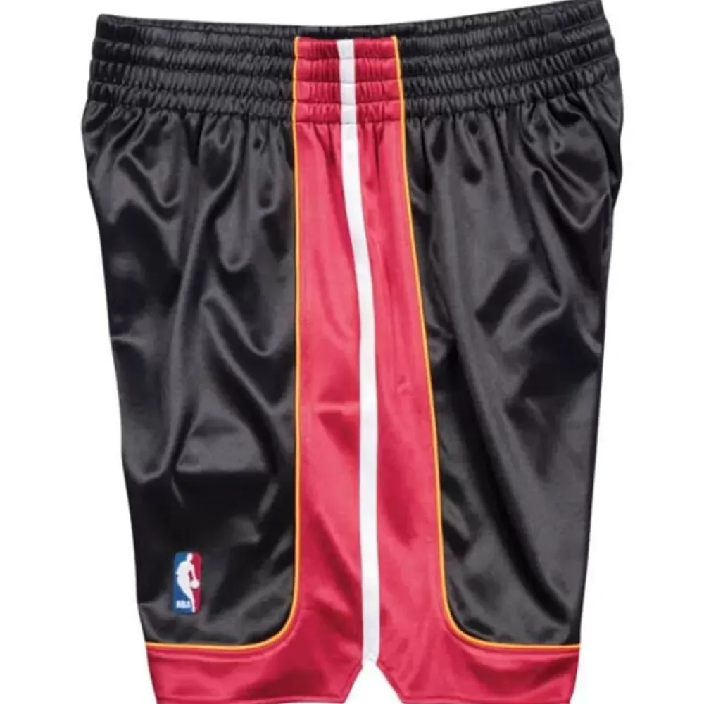 Shorts Mitchell & Ness -Authentic Shorts Miami Heat Road 2005-06