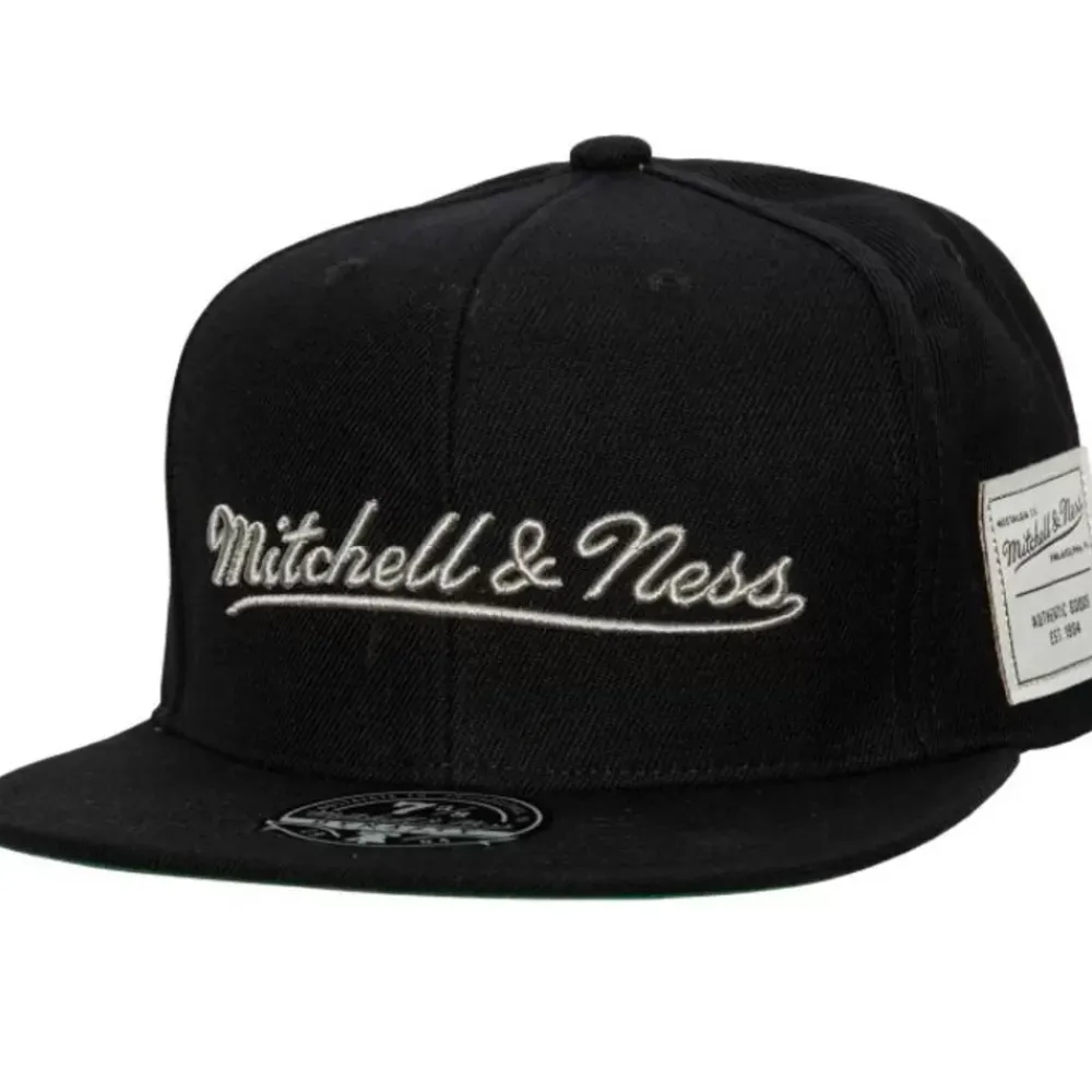 Headwear Mitchell & Ness -Branded Dynasty Foundation Fitted