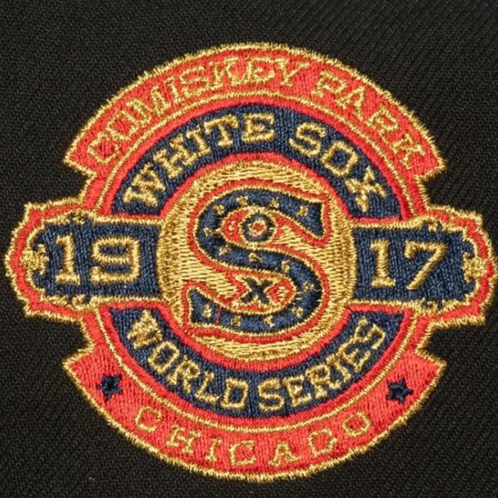 Headwear Mitchell & Ness -Champ'D Up Snapback Chicago White Sox