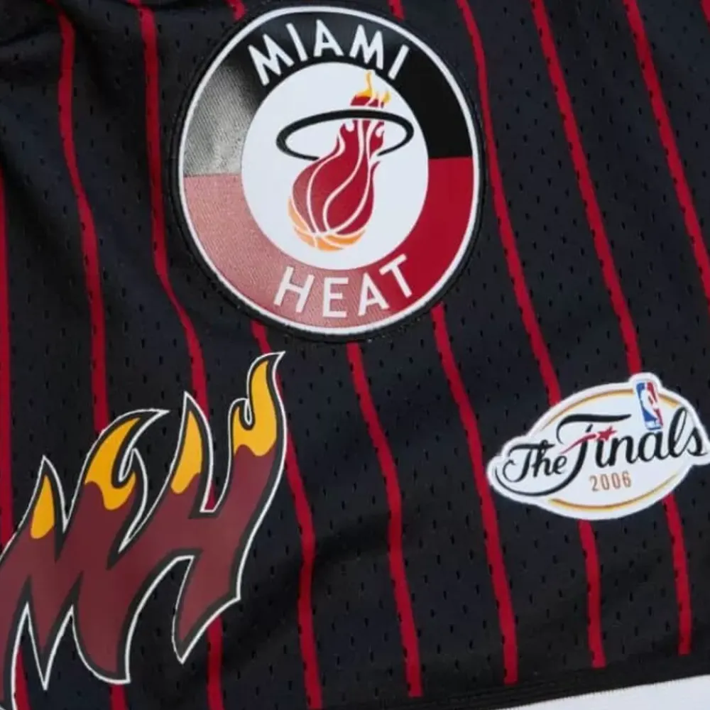 Apparel Mitchell & Ness Shorts-City Collection Mesh Shorts Miami Heat