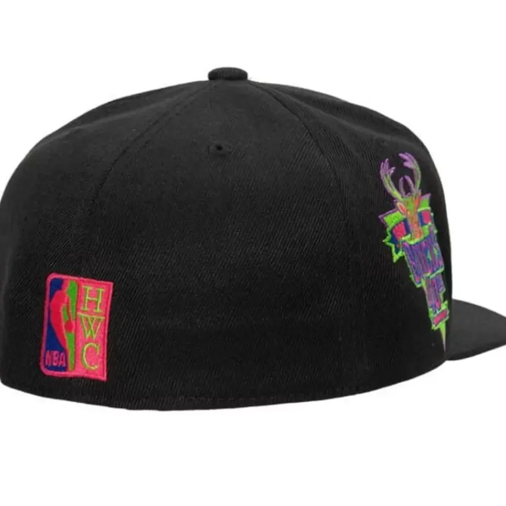 Headwear Mitchell & Ness -Color Bomb Fitted Hwc Milwaukee Bucks