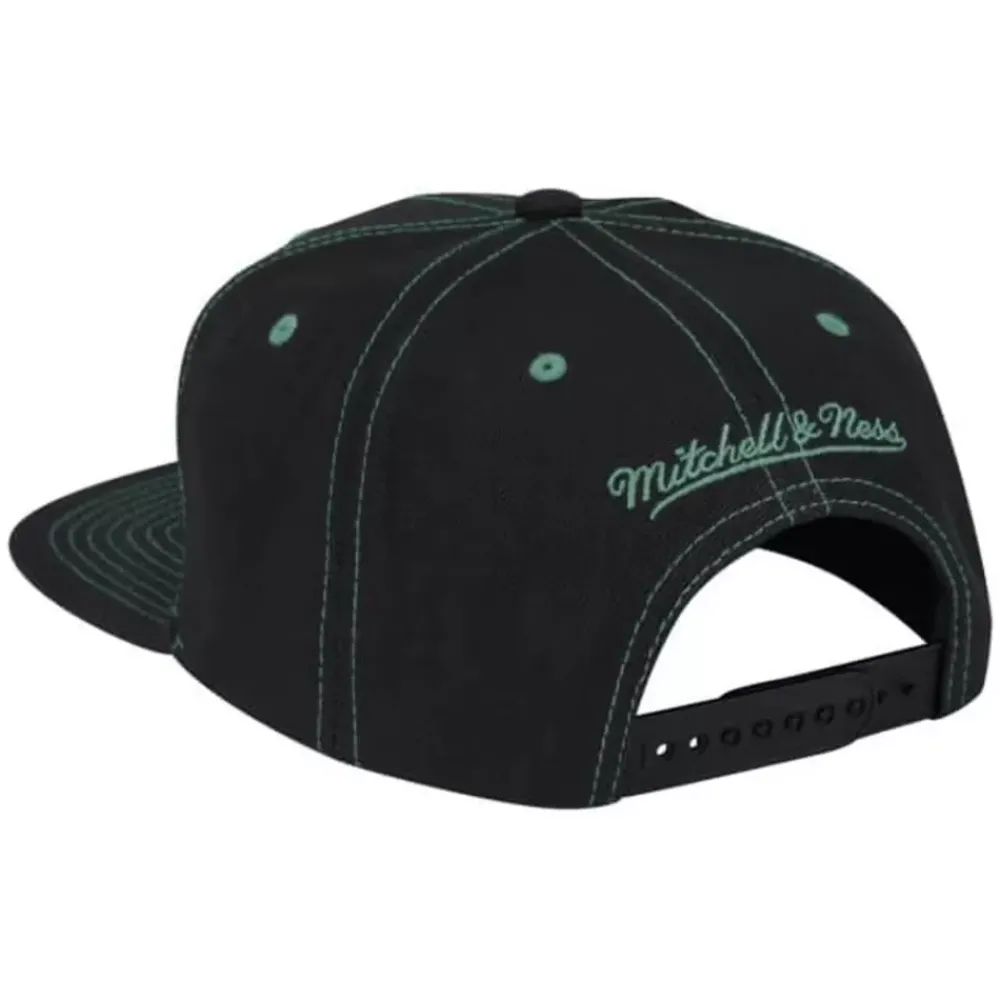 Headwear Mitchell & Ness -Contrast Stitch Snapback Milwaukee Bucks