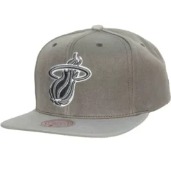 Headwear Mitchell & Ness -Cool Grey Snapback Miami Heat