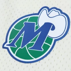 Apparel Mitchell & Ness Shorts-Cream Swingman Shorts Dallas Mavericks 1998