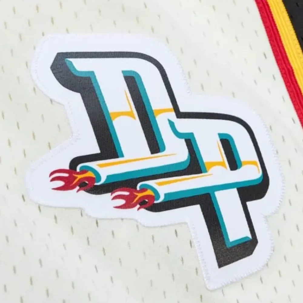 Apparel Mitchell & Ness Shorts-Cream Swingman Shorts Detroit Pistons 1998