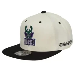 Headwear Mitchell & Ness -Cream Team Fitted Hwc Hat Milwaukee Bucks