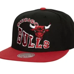 Headwear Mitchell & Ness -Crooked Path Snapback Chicago Bulls