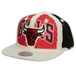 Headwear Mitchell & Ness -Cut Away Snapback Chicago Bulls