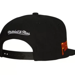 Headwear Mitchell & Ness -Evergreen Snapback Coop Pittsburgh Pirates