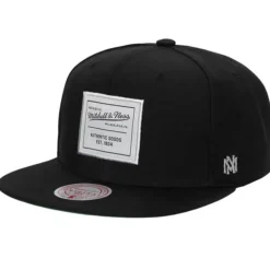 Headwear Mitchell & Ness - Essential Snapback