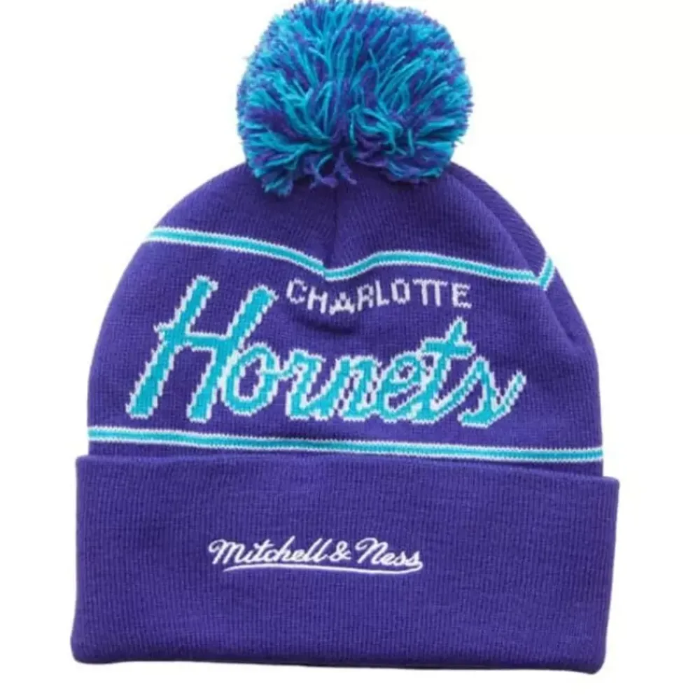 Headwear Mitchell & Ness -Script Pom Beanie Hwc Charlotte Hornets