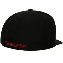 Headwear Mitchell & Ness -Shark Bite Fitted Hwc Hat Chicago Bulls