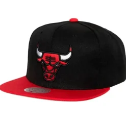 Headwear Mitchell & Ness -Side Core 2.0 Snapback Chicago Bulls