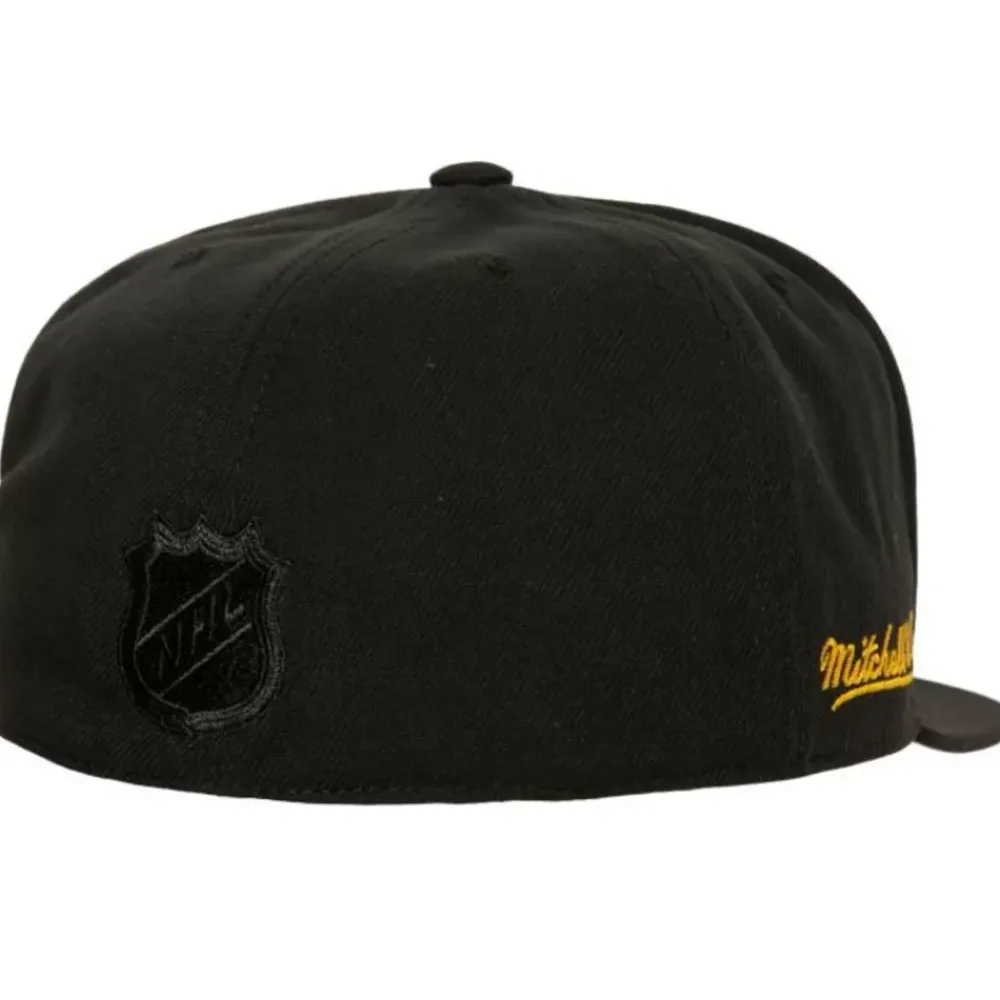 Headwear Mitchell & Ness -Side Patch Fitted Boston Bruins