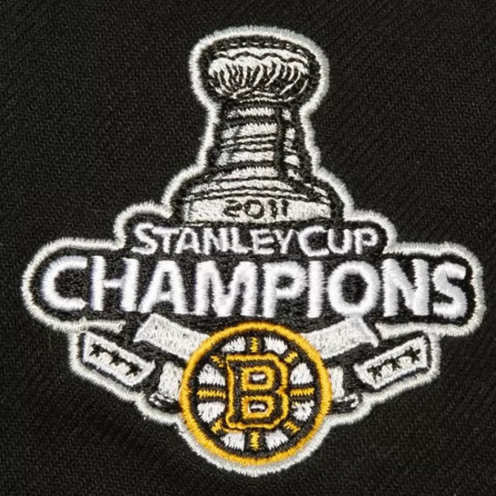 Headwear Mitchell & Ness -Side Patch Fitted Boston Bruins