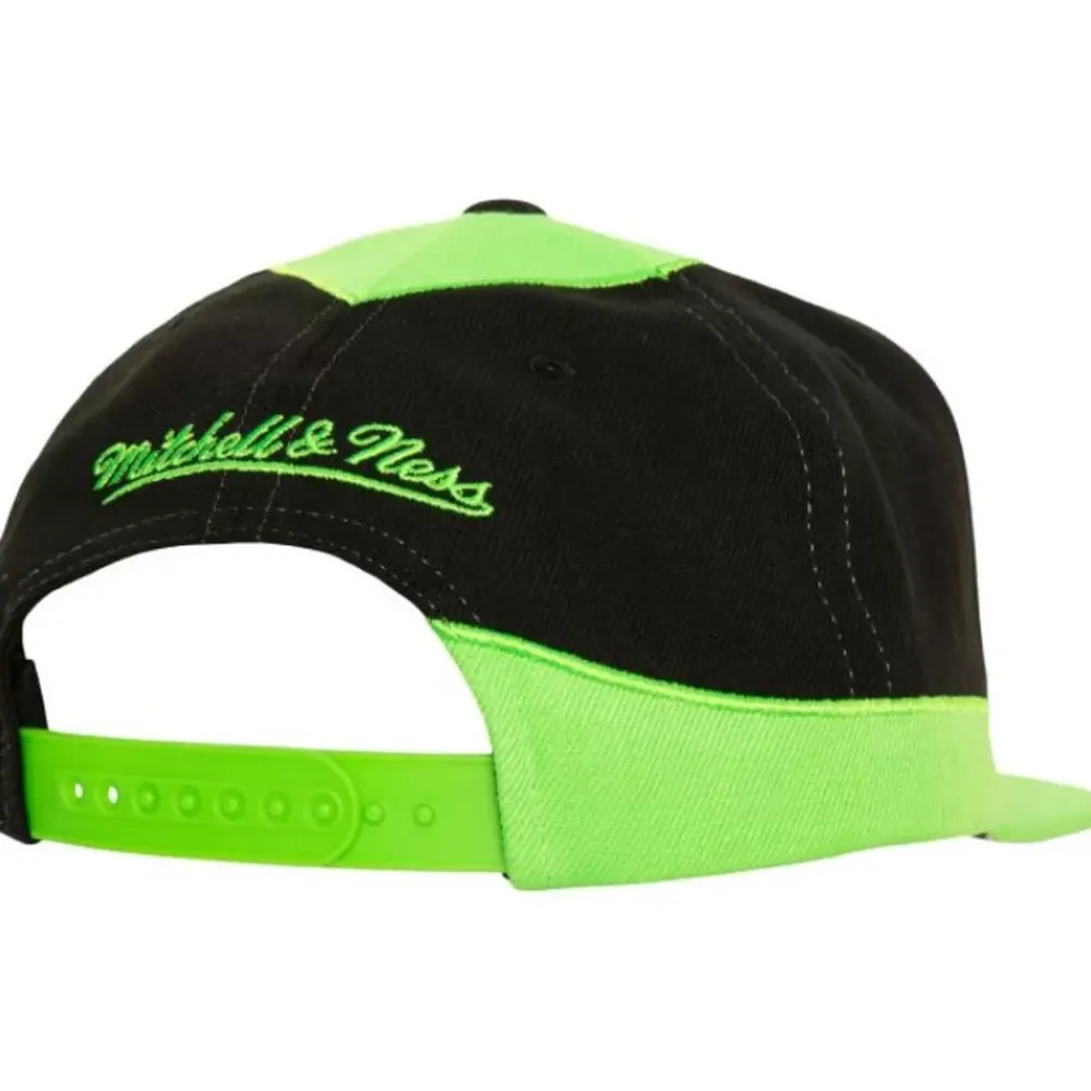 Headwear Mitchell & Ness -Snapback D-Generation X