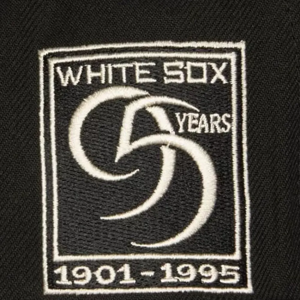 Headwear Mitchell & Ness -Team Classic Snapback Coop Chicago White Sox