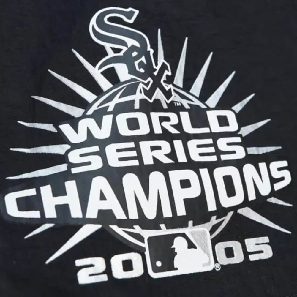 Apparel Mitchell & Ness Shorts-Team Heritage Woven Short Chicago White Sox