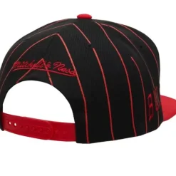 Headwear Mitchell & Ness -Team Pin Snapback Chicago Bulls
