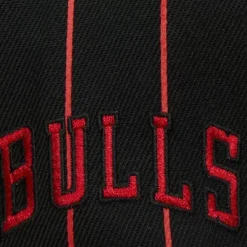 Headwear Mitchell & Ness -Team Pin Snapback Chicago Bulls