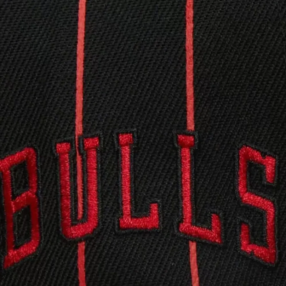 Headwear Mitchell & Ness -Team Pin Snapback Chicago Bulls