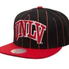 Headwear Mitchell & Ness -Team Pin Snapback Unlv