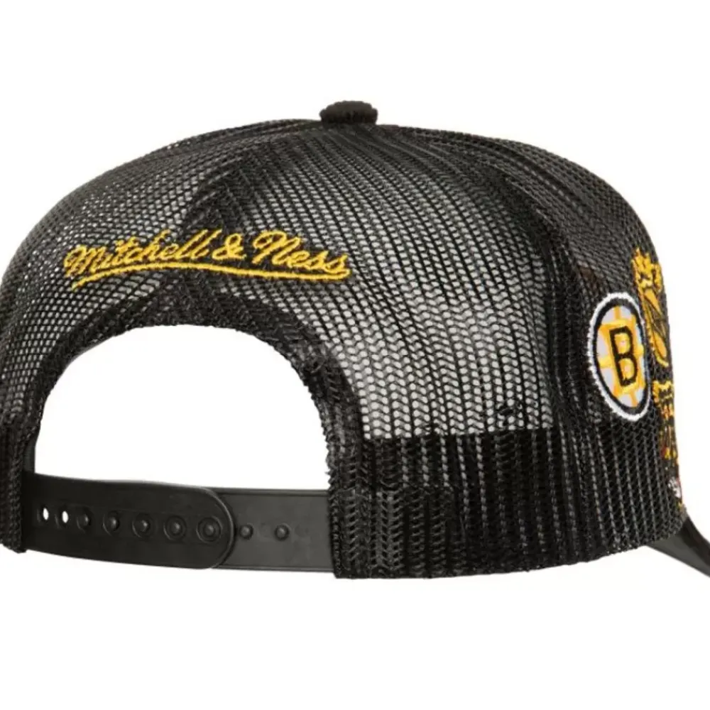 Headwear Mitchell & Ness -Times Up Trucker Vntg Boston Bruins