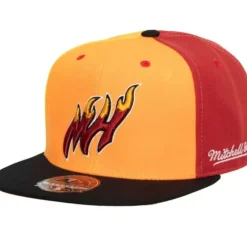 Headwear Mitchell & Ness -Tri Cycle Fitted Hat Miami Heat