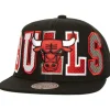 Headwear Mitchell & Ness -Varsity Bust Snapback Chicago Bulls