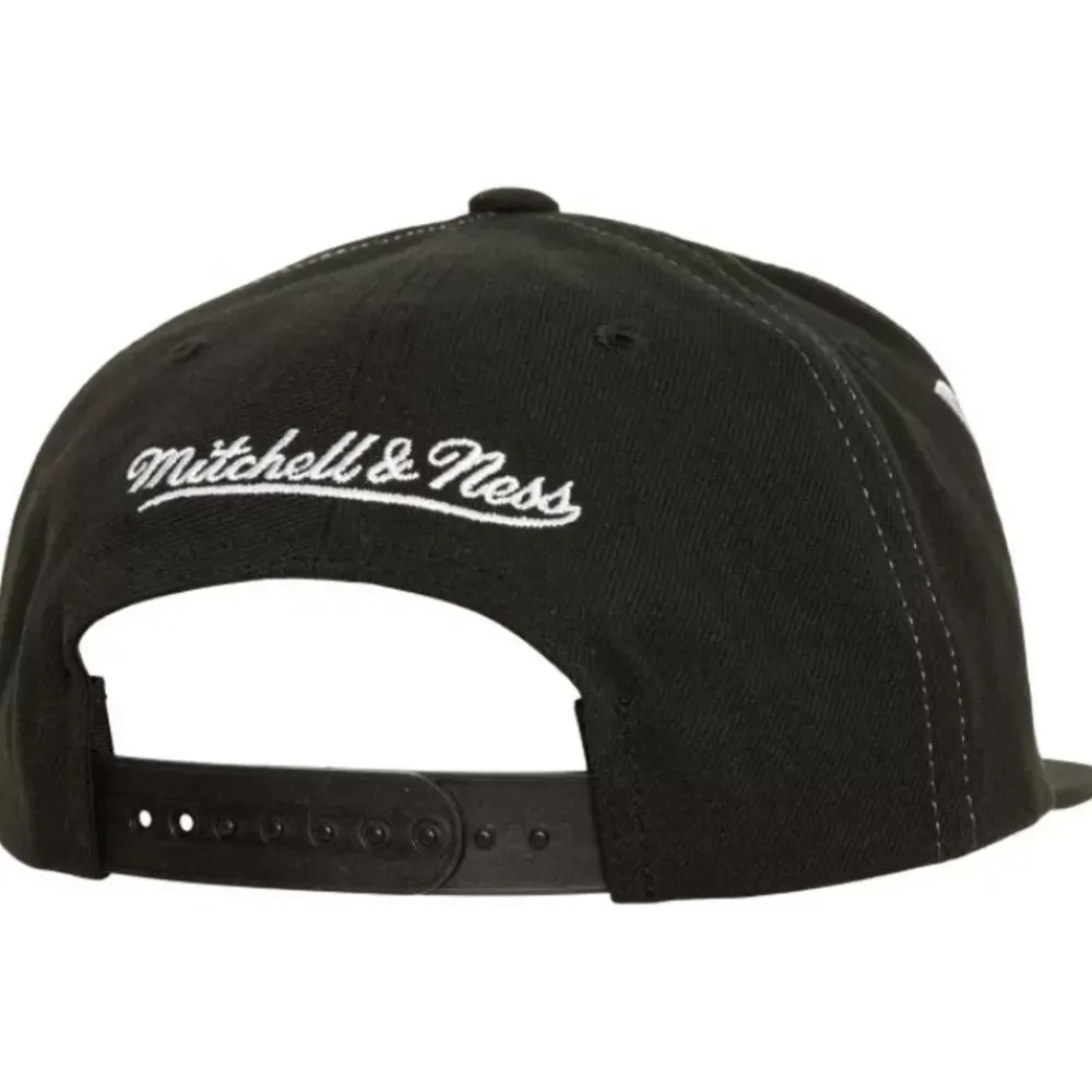 Headwear Mitchell & Ness -Varsity Bust Snapback Toronto Maple Leafs
