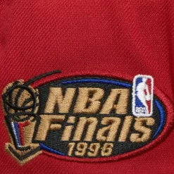 Headwear Mitchell & Ness -Velour Under Fitted Hwc Chicago Bulls