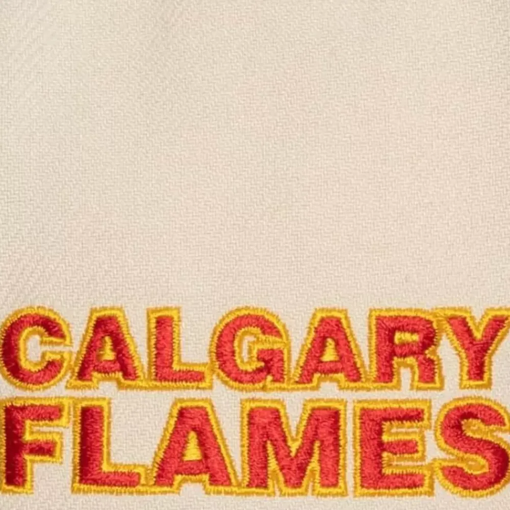 Headwear Mitchell & Ness -Vintage Cream Snapback Calgary Flames