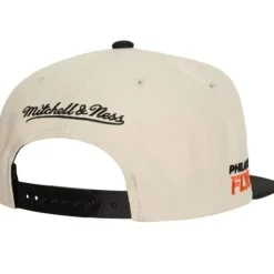 Headwear Mitchell & Ness -Vintage Cream Snapback Philadelphia Flyers