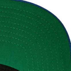 Headwear Mitchell & Ness -Vintage Cream Snapback Pittsburgh Penguins