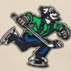 Headwear Mitchell & Ness -Vintage Cream Snapback Vancouver Canucks