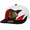 Headwear Mitchell & Ness -Vintage Sharktooth Snapback Chicago Blackhawks